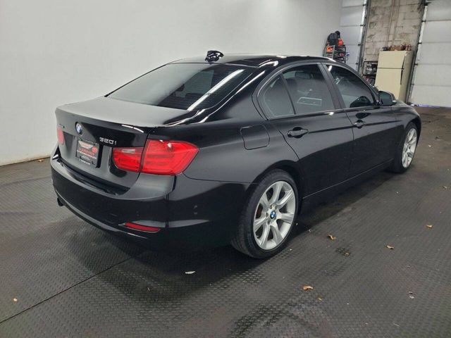 2013 BMW 3 Series 320i xDrive