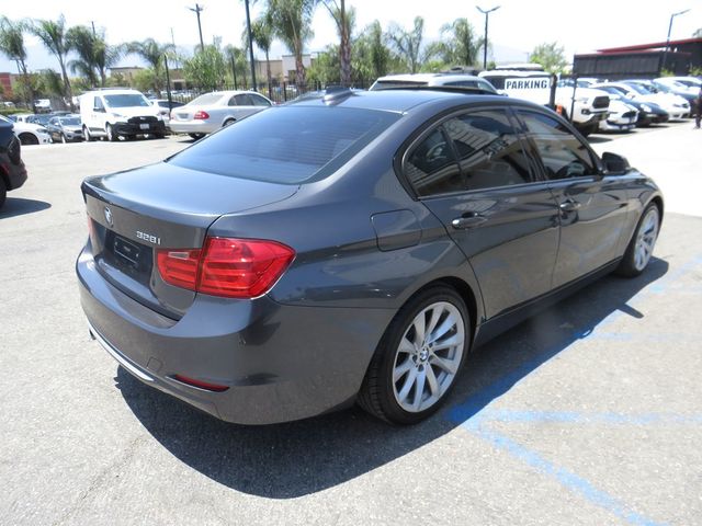 2013 BMW 3 Series 328i