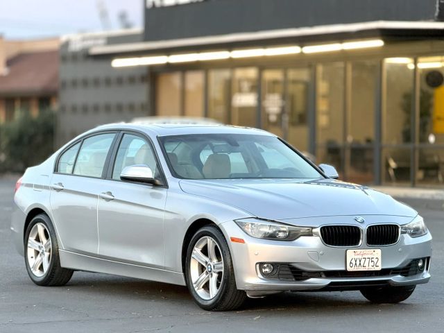 2013 BMW 3 Series 328i