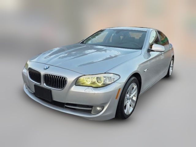 2013 BMW 5 Series 528i