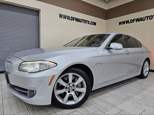 2013 BMW 5 Series 550i