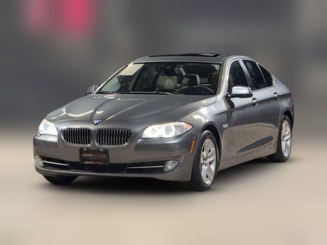 2013 BMW 5 Series 528i