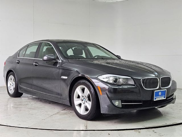 2013 BMW 5 Series 528i