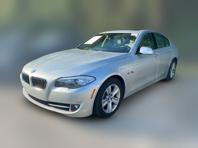 2013 BMW 5 Series 528i