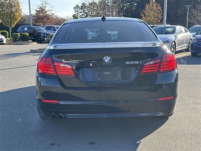 2013 BMW 5 Series 528i