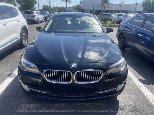 2013 BMW 5 Series 528i