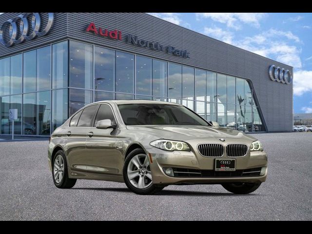 2013 BMW 5 Series 528i