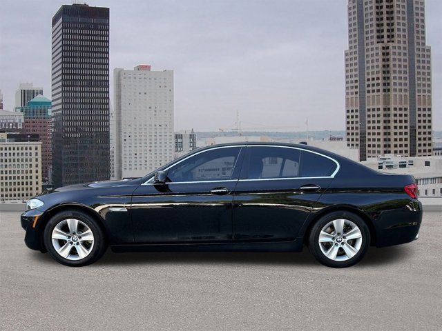 2013 BMW 5 Series 528i