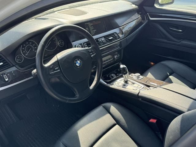 2013 BMW 5 Series 528i