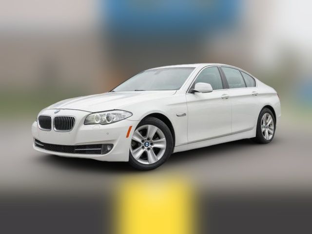 2013 BMW 5 Series 528i