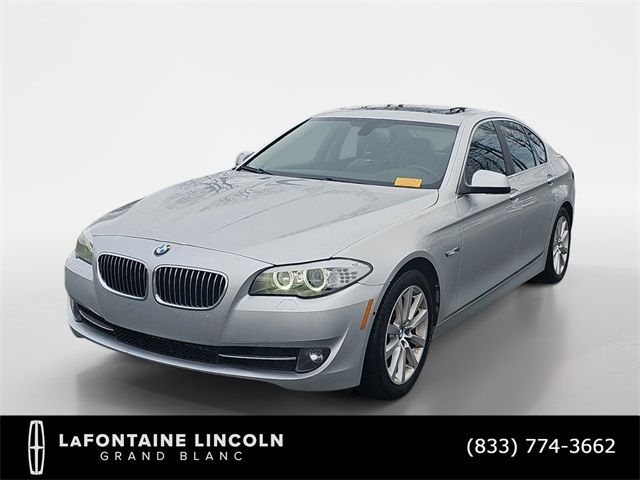 2013 BMW 5 Series 528i xDrive