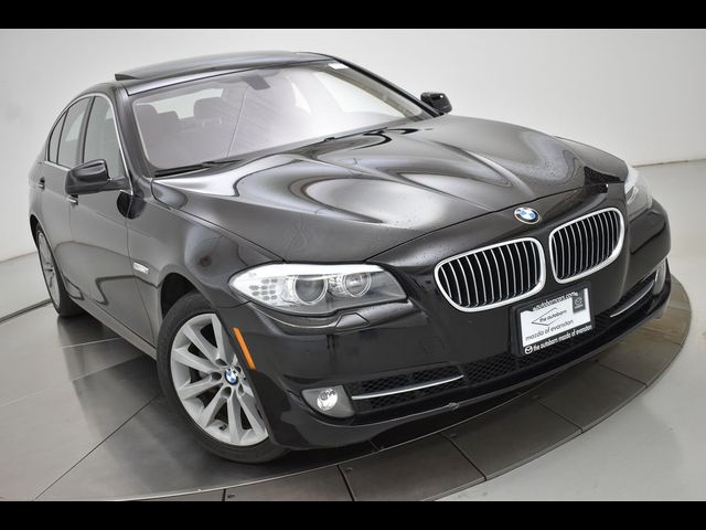 2013 BMW 5 Series 528i xDrive