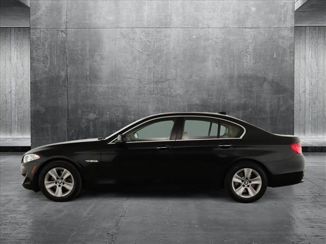 2013 BMW 5 Series 528i xDrive