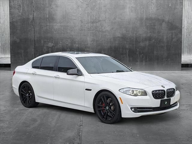 2013 BMW 5 Series 528i xDrive