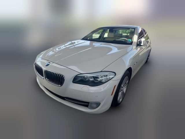 2013 BMW 5 Series 528i xDrive