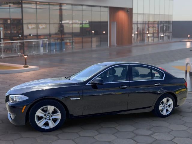 2013 BMW 5 Series 528i xDrive