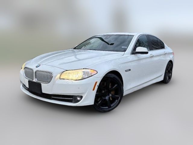 2013 BMW 5 Series 550i