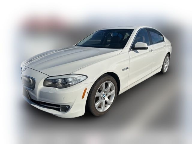 2013 BMW 5 Series 550i xDrive