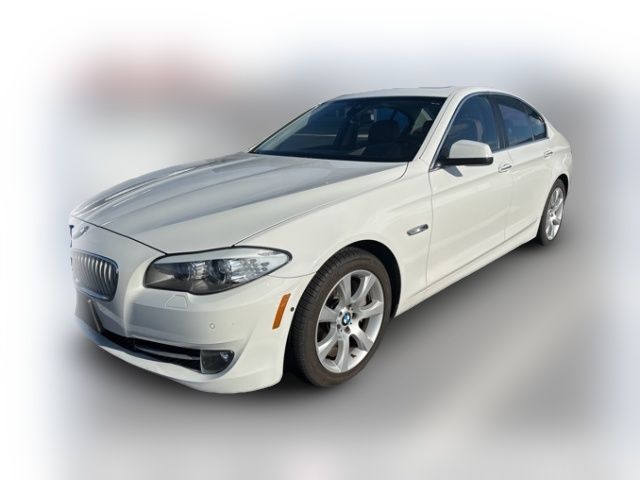 2013 BMW 5 Series 550i xDrive