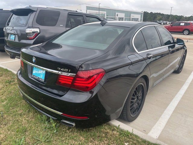 2013 BMW 7 Series 740i
