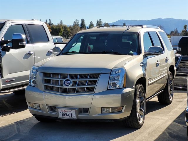 2013 Cadillac Escalade Premium