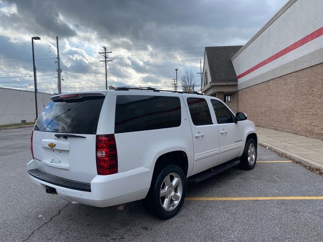 2013 Chevrolet Suburban LT