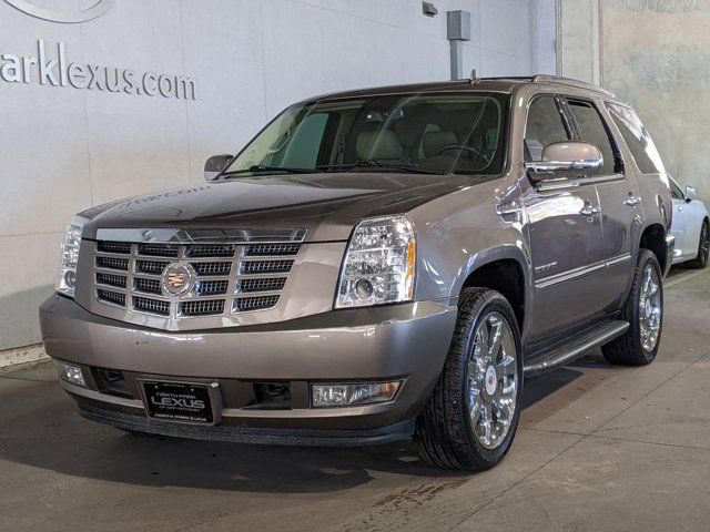 2013 Cadillac Escalade Luxury