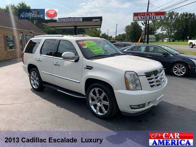 2013 Cadillac Escalade Luxury