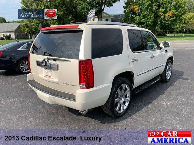 2013 Cadillac Escalade Luxury