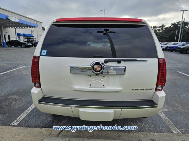 2013 Cadillac Escalade Luxury