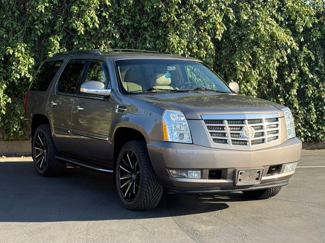 2013 Cadillac Escalade Luxury