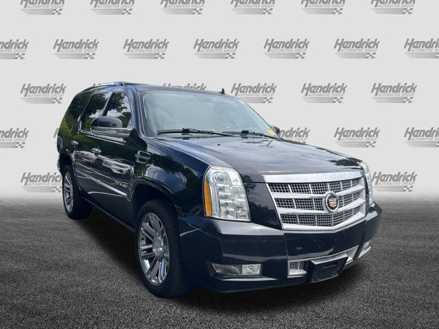 2013 Cadillac Escalade Platinum Edition