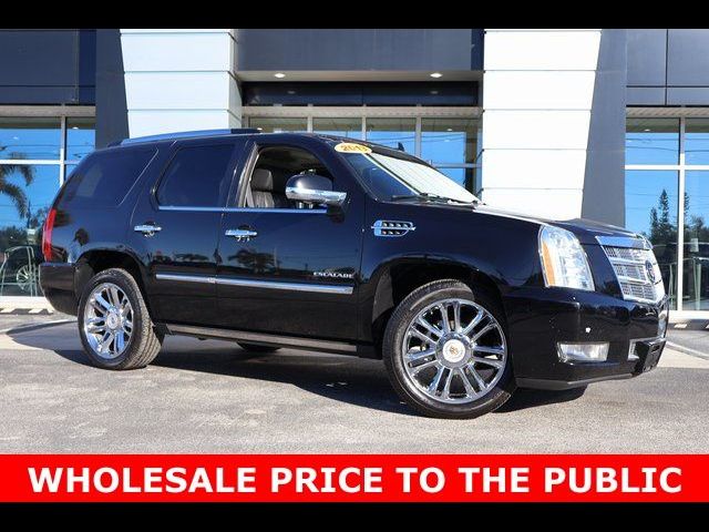 2013 Cadillac Escalade Platinum Edition