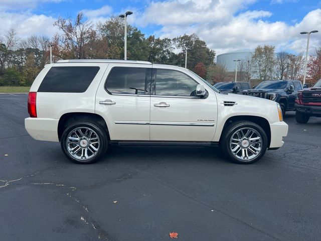 2013 Cadillac Escalade Platinum Edition