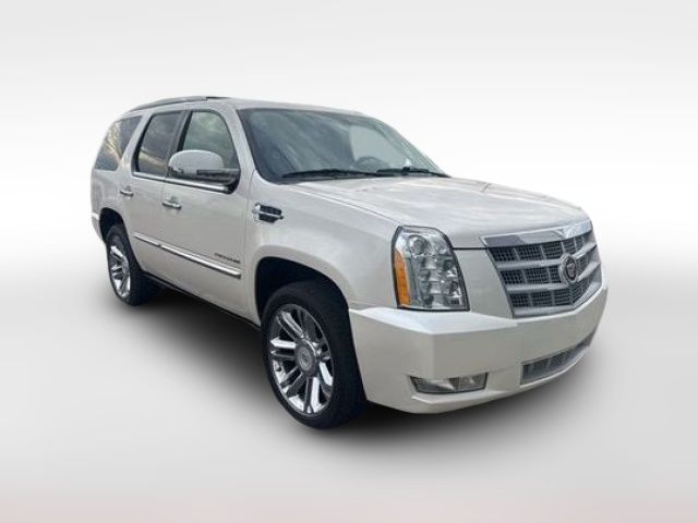 2013 Cadillac Escalade Platinum Edition