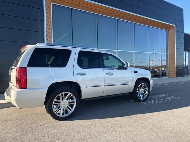 2013 Cadillac Escalade Platinum Edition