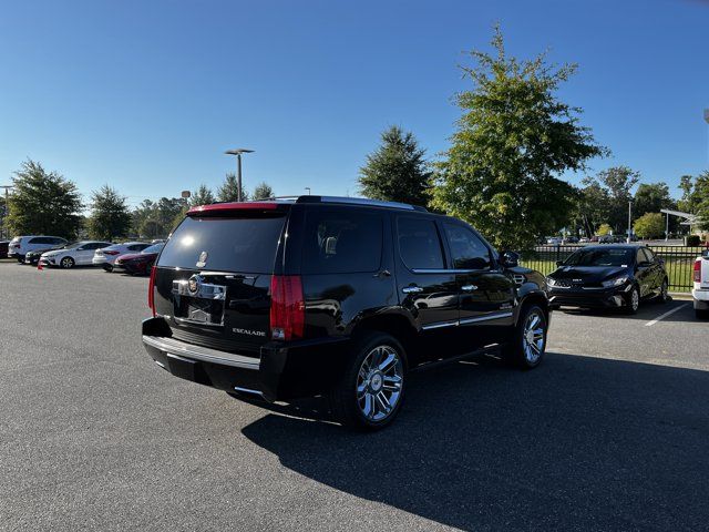 2013 Cadillac Escalade Platinum Edition