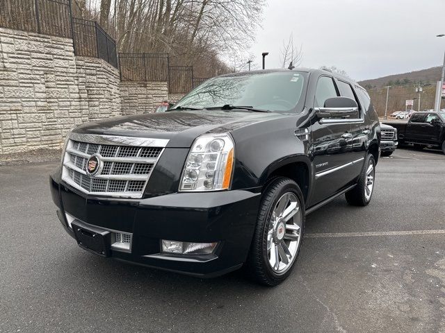 2013 Cadillac Escalade Platinum Edition