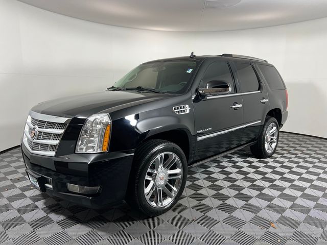 2013 Cadillac Escalade Platinum Edition