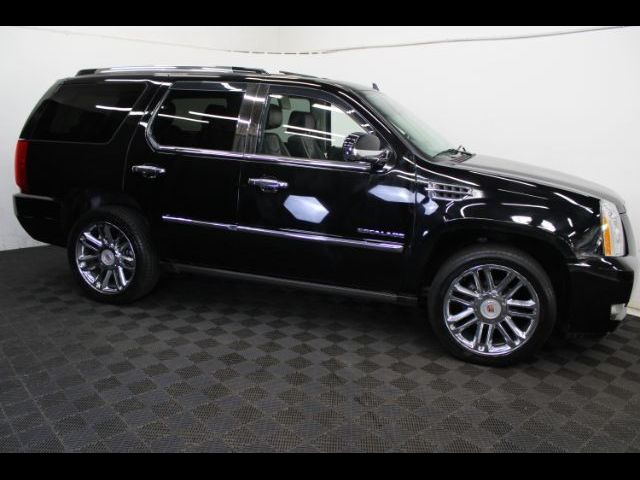 2013 Cadillac Escalade Platinum Edition