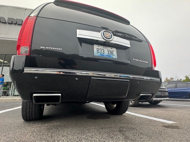 2013 Cadillac Escalade ESV Platinum Edition