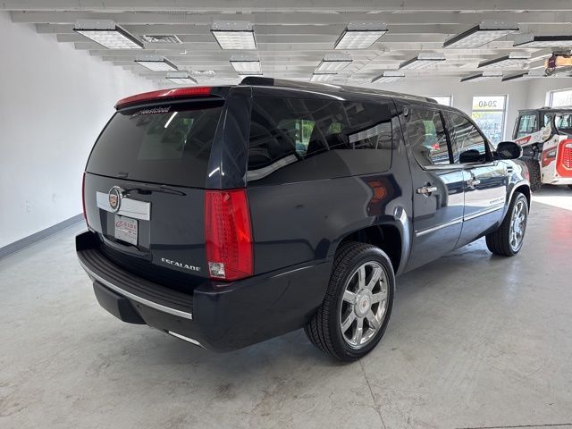 2013 Cadillac Escalade ESV Platinum Edition
