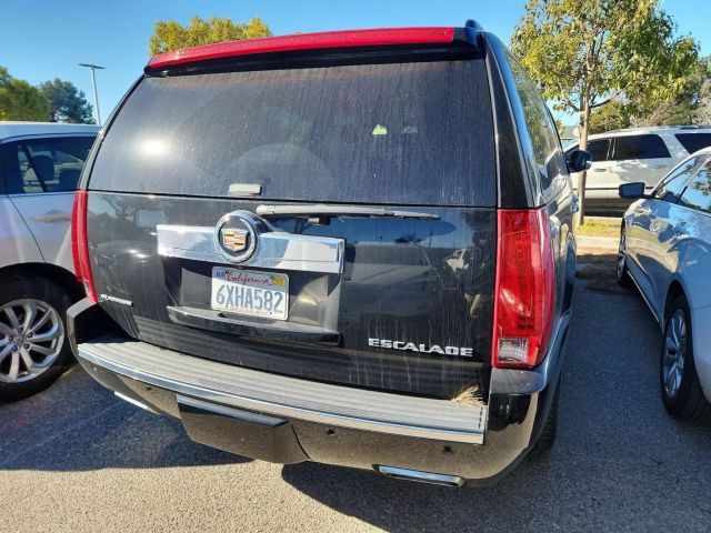 2013 Cadillac Escalade ESV Platinum Edition