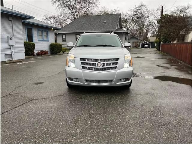 2013 Cadillac Escalade ESV Premium