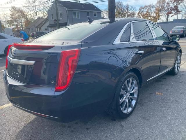 2013 Cadillac XTS Base