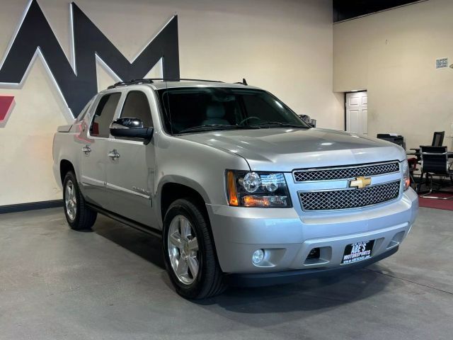 2013 Chevrolet Avalanche LTZ