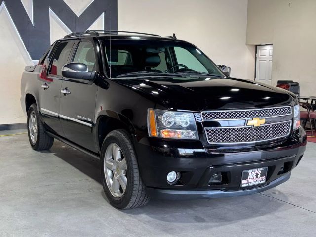 2013 Chevrolet Avalanche LTZ