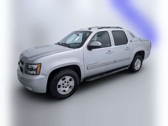 2013 Chevrolet Avalanche LS