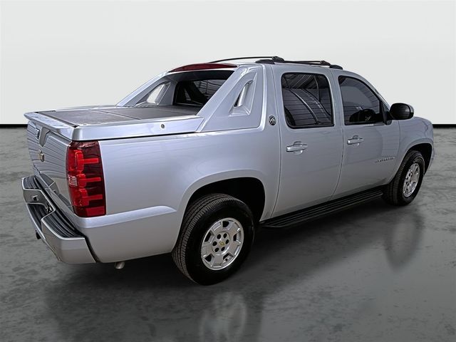 2013 Chevrolet Avalanche LS