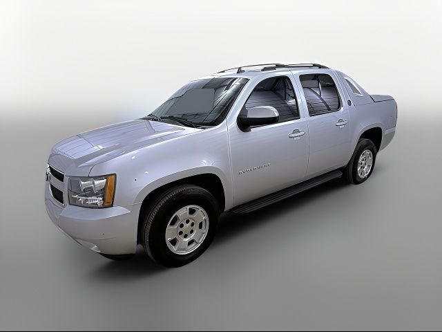 2013 Chevrolet Avalanche LS